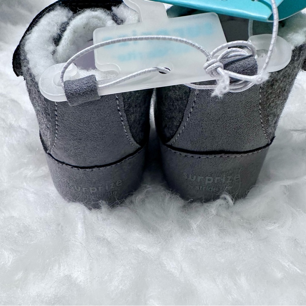 Surprize By Stride Rite |  Baby Shoes Booties Size 6-12M - Picture 3 of 5